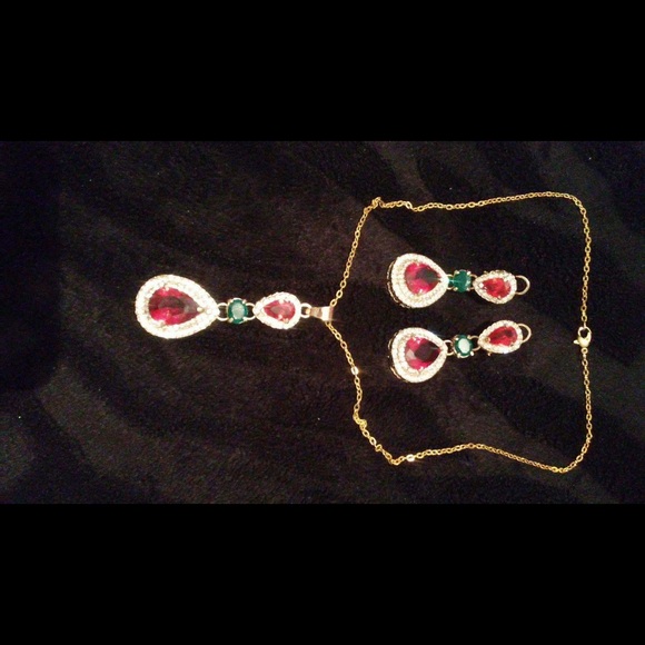 Indian Ruby Set - Picture 2 of 2